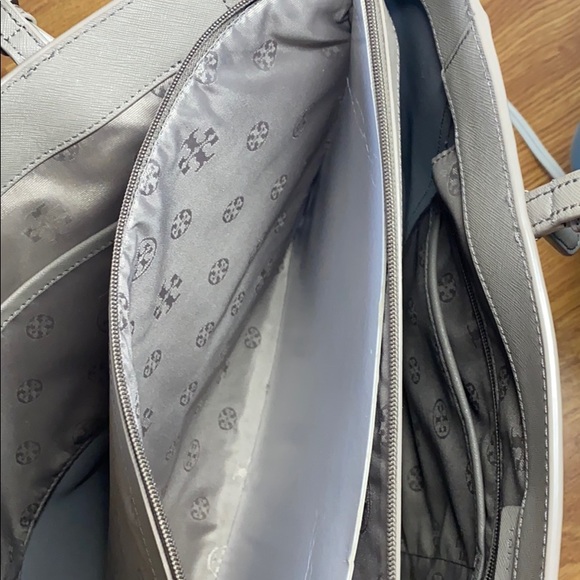 Tory Burch Nude/Tan Tote Bag - Picture 4 of 8